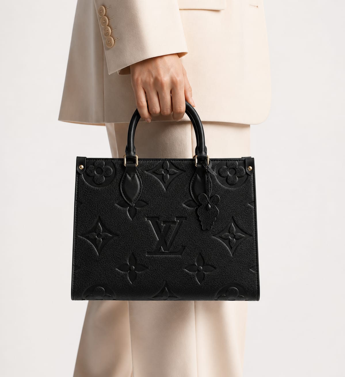 Louis Vuitton OnTheGo MM tote bag