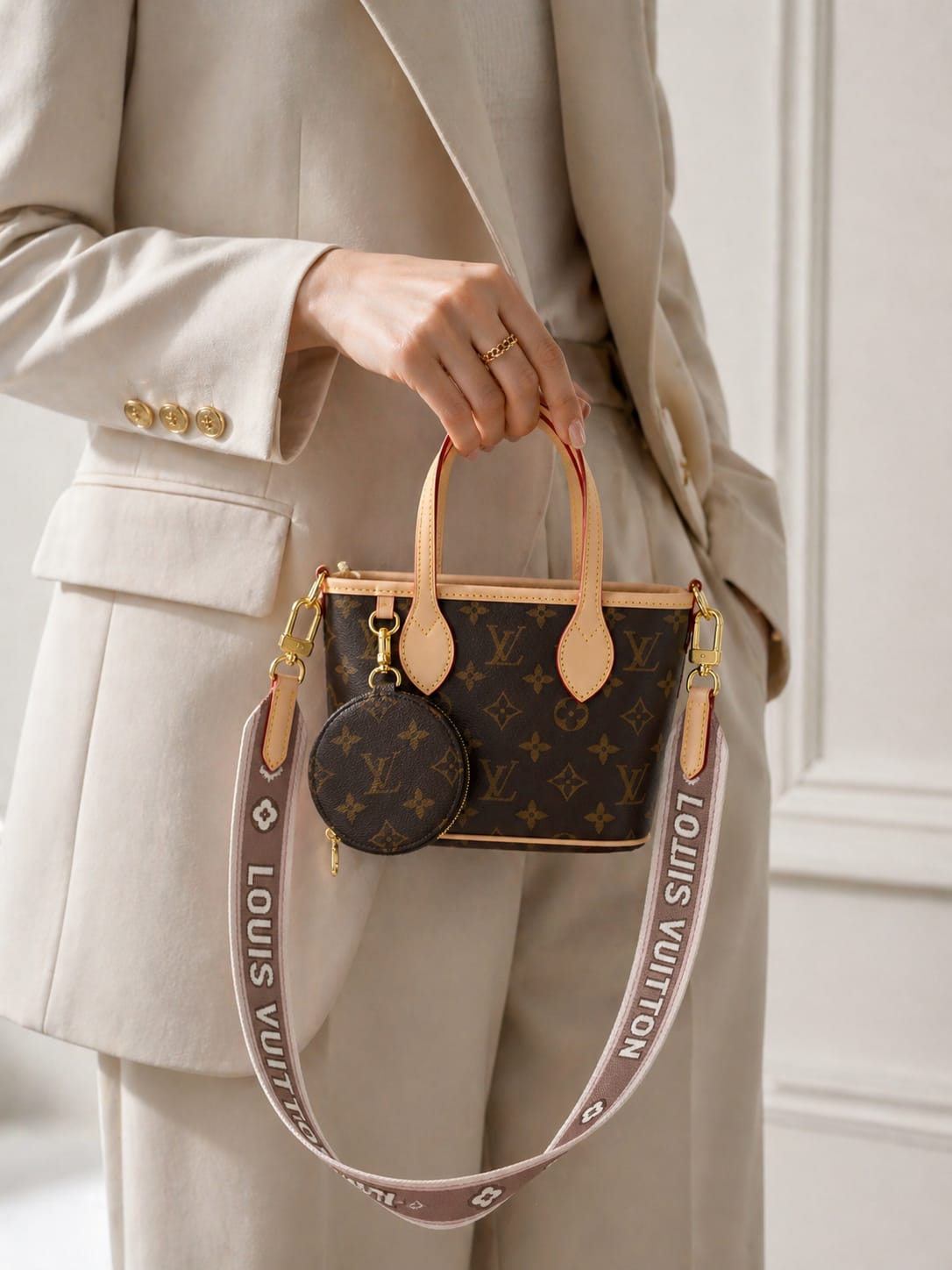 Louis Vuitton Neverfull BB handbag in Monogram beige