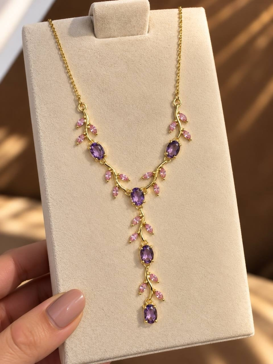 Burberry tulip gold-plated necklace